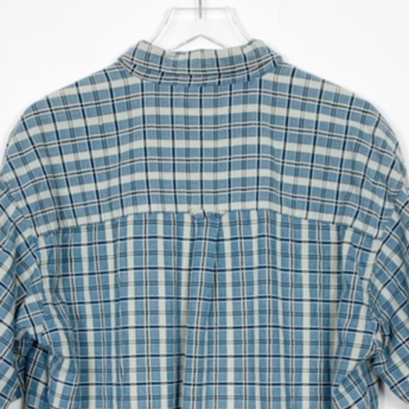 Columbia Plaid Short Sleeve Button Down Shirt - Picture 5 of 8
